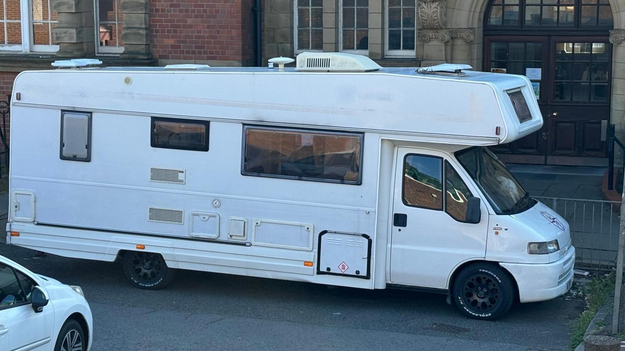 Cool Wheels On The Waterfront Hotell Liverpool Exteriör bild